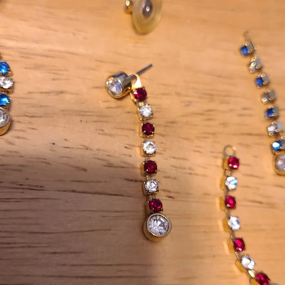 Avon Gold and Multicolor Crystal Earrings - Picture 3 of 4